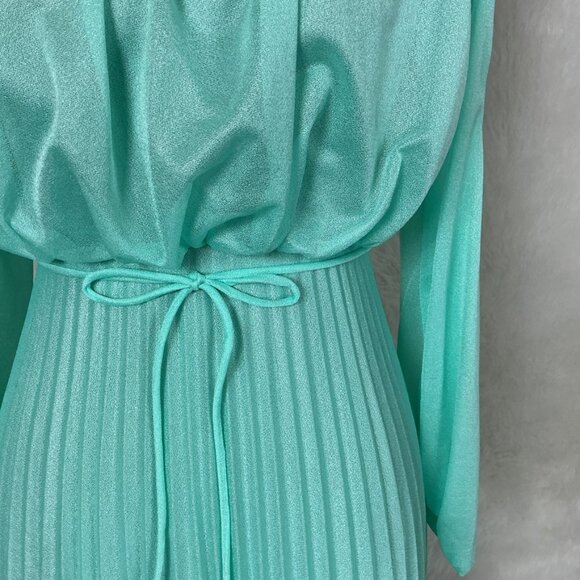 Vintage 70s Green Long Split Sleeve Pleated Maxi Dress Vintage 9-10 Modern S - Picture 2 of 7